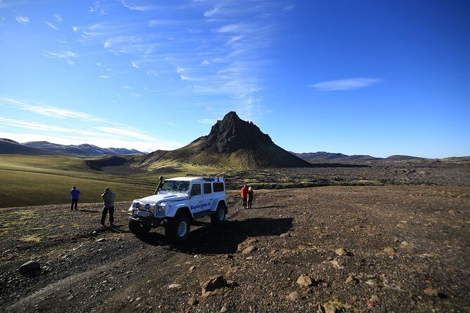 Landmannalaugar and Hekla Volcano Day Trip by Superjeep from Reykjavik - Ljótipollur Lake and Frostastaðavatn: When Iceland Gets Colorful