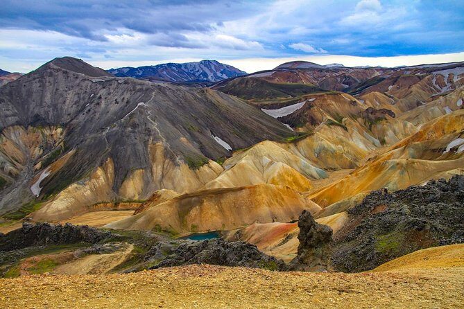 Landmannalaugar and Hekla Volcano / guided private tour - Price and value for a small private group (up to 4)