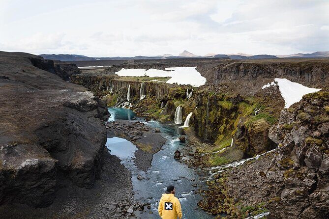 Landmannalaugar Hike & the Valley of Tears from RVK & Selfoss - Hot springs timing and the swimsuit/towel reality
