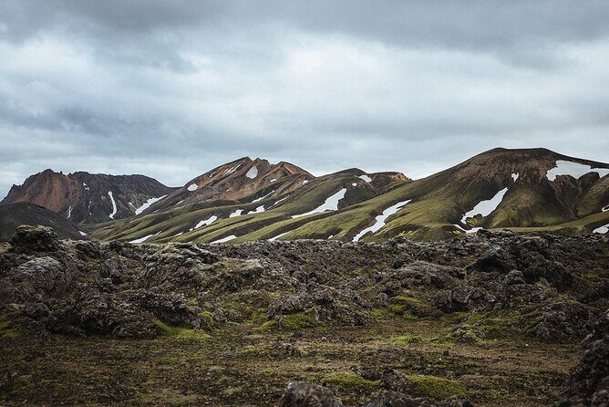 Landmannalaugar & SecretGems | Private Tour | PRO Photos included - Bláhylur’s turquoise gorge and crater-lake colors