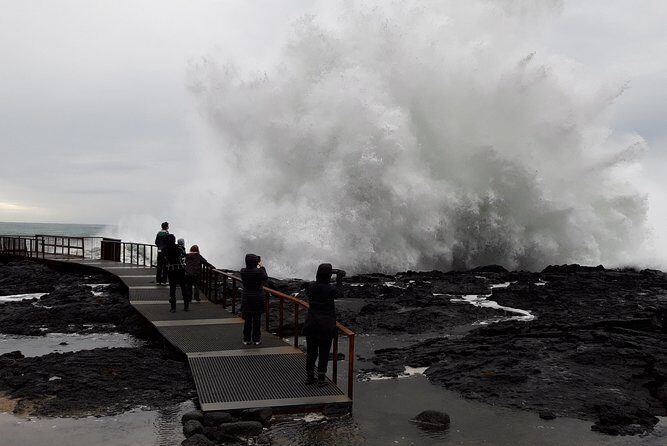 Lava, Craters and Hot Springs Private Tour - What to pack and how to handle wind and cold