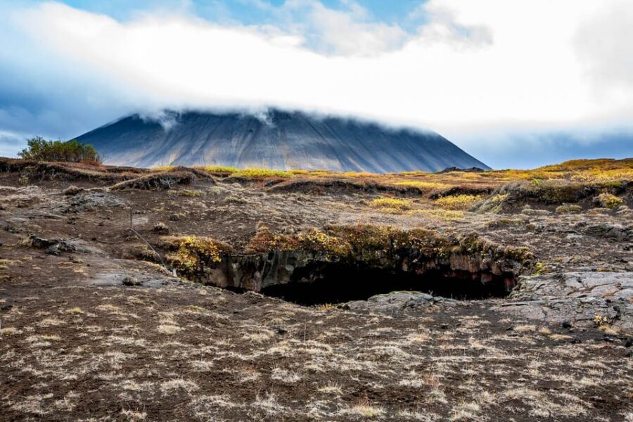 Lofthellir Ice Cave Super Jeep Tour - Guided help that makes a technical cave feel manageable