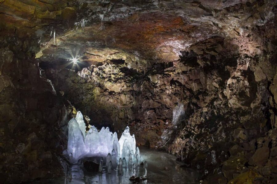 Lofthellir Ice Cave Super Jeep Tour - Back outside: the ride to Mývatn and how to wrap the day
