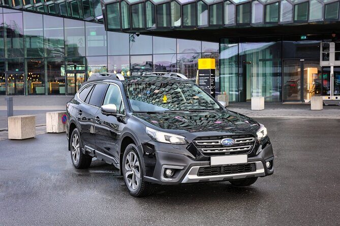 Luxury Private Transfer from Reykjavik to Keflavik Airport - Key Highlights at a Glance