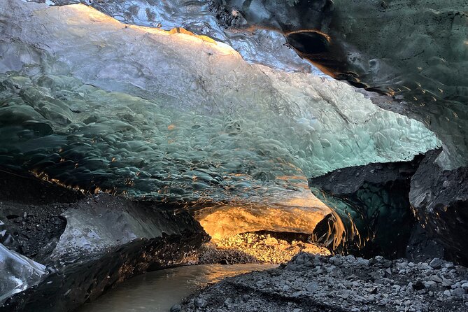 Natural Blue Ice Cave Tour of Vatnajökull Glacier from Jökulsárlón - Vatnajökull Blue Ice Caves From Jökulsárlón: The Value of This Exact Route