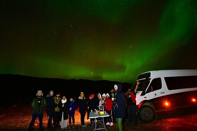 Northern Lights 4x4 Tour with Pastries and Cocoa from Reykjavik - Key things that make this tour feel worth it