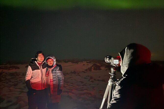 Northern Lights 4x4 Tour with Pastries and Cocoa from Reykjavik - Photo help you can actually use