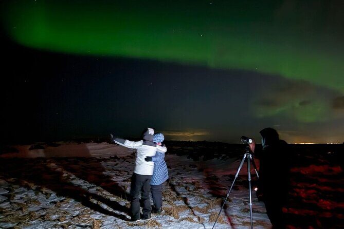 Northern Lights 4x4 Tour with Pastries and Cocoa from Reykjavik - The big tradeoff: aurora chances, clouds, and real expectations