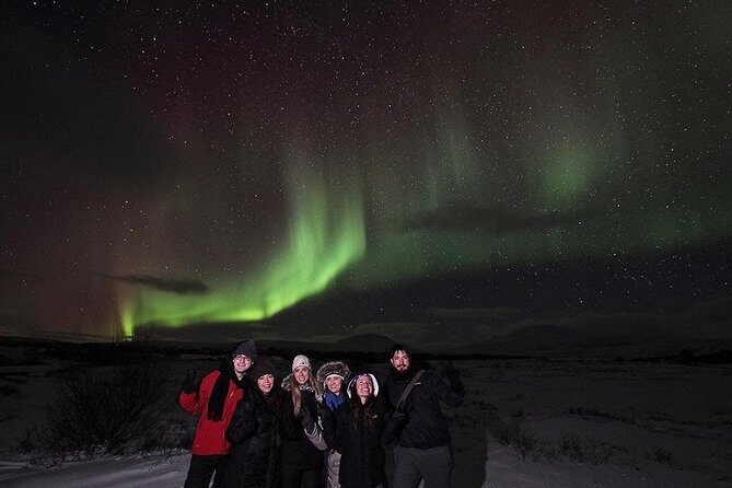 Northern Lights and Stargazing Small-Group Tour with Local Guide - How the Aurora Hunt Actually Works: Forecasts, Clouds, and Light Pollution