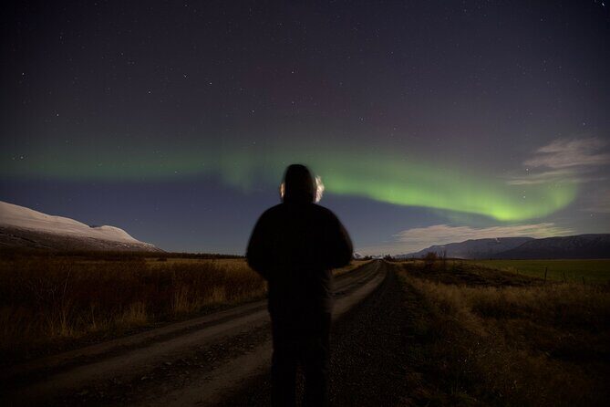 Northern Lights Classic MiniBus Tour from Akureyri - Weather reality check: what a non-aurora night looks like