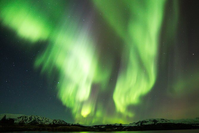 Northern Lights Cruise from Reykjavik - Where this cruise delivers value: gear, warmth, and indoor escapes