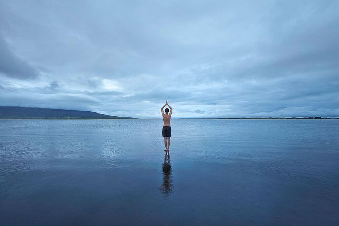 Northern Lights & Geothermal Baths Adventure - Food and the Midnight Timing: Plan Snacks, Not a Full Dinner
