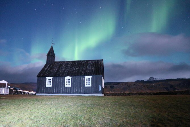 Northern Lights Midnight Adventure Small-Group from Reykjavík - Price and value: what about $140 buys you in real comfort