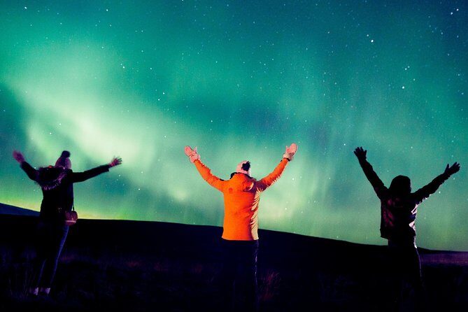 Northern Lights Small Group Tour from Reykjavik with Free Photos - The Free Photo Download: What You Get and How to Use It
