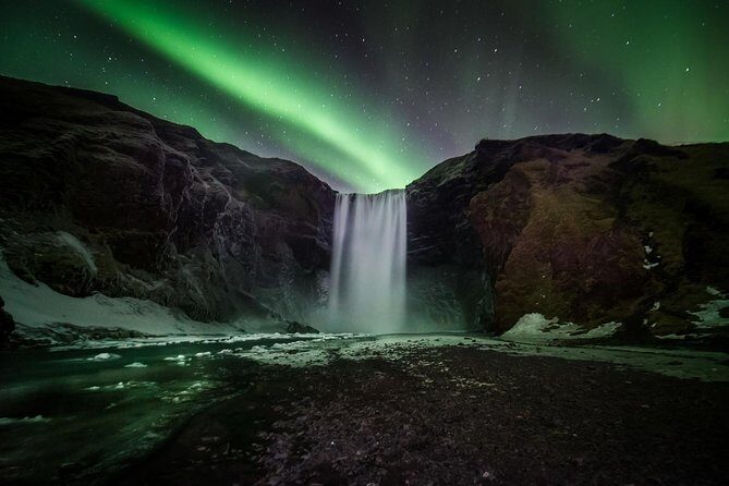 Northern Lights Small Group Tour from Reykjavik with Free Photos - Weather-Ready Operations: What to Expect on a Messy Night