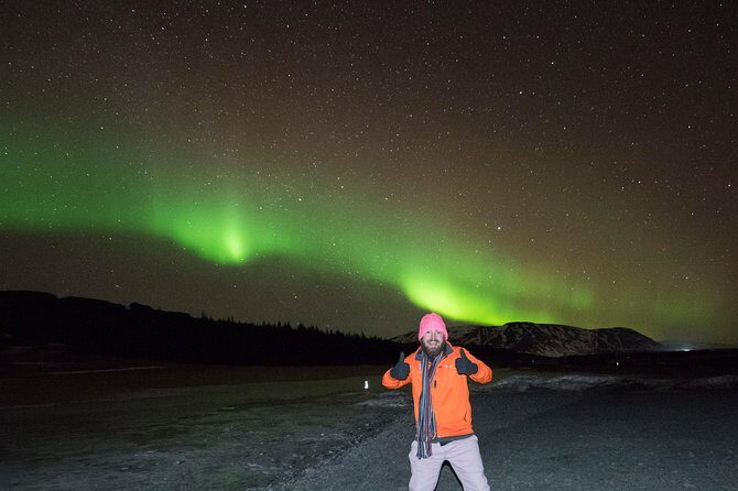 Northern Lights Small-Group Tour From Reykjavik with Hot Drink - The aurora hunt: how the stops work in real life