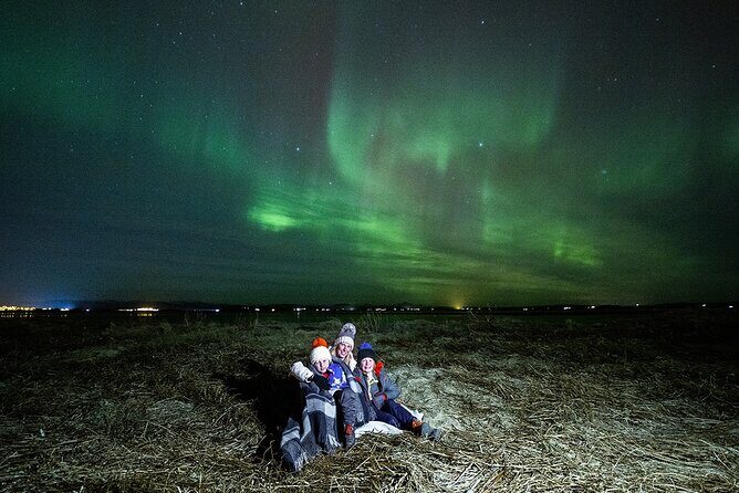 Northern Lights Small Group Tour with Photos - Small group energy: calmer night, better odds