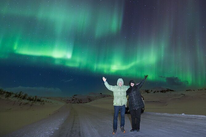 Northern Lights Small Group Tour with Photos - Timing and logistics that affect your experience