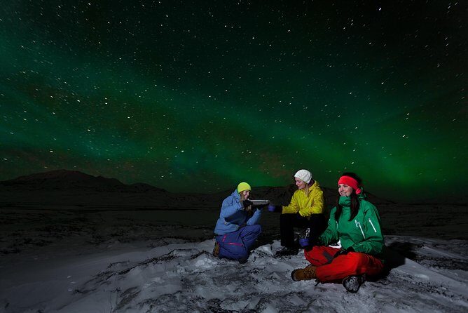 Northern Lights Tour from Reykjavik in a Super Jeep - The Waiting Game: Cold-Proof Tips That Make or Break the Night