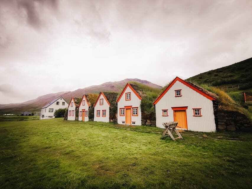 Port Akureyri: Godafoss Waterfall, Laufas & Forest Lagoon - Goðafoss Waterfall: photos, walking time, and quick history context