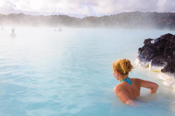 Private Airport Transfer with Blue Lagoon - Admission included - Blue Lagoon Comfort admission: no ticket scramble