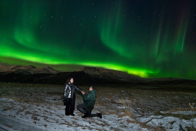 Private Aurora Hunt with Photos in Super Defender - Reykjavik Night Stop: Aurora Borealis, Stars, and Milky Way