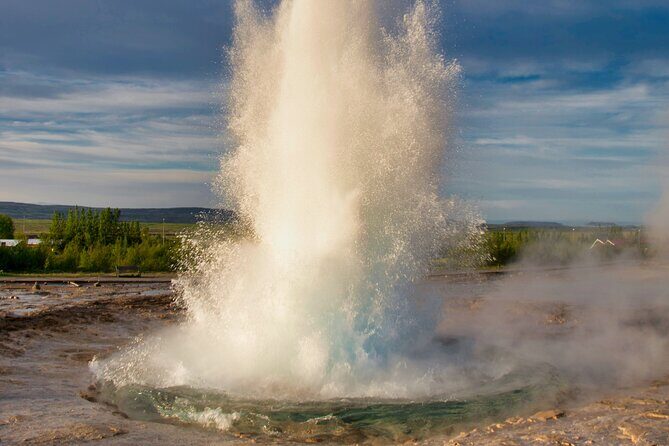 Private Bespoke Golden Circle Tour - From Reykjavik Door to Golden Circle Core