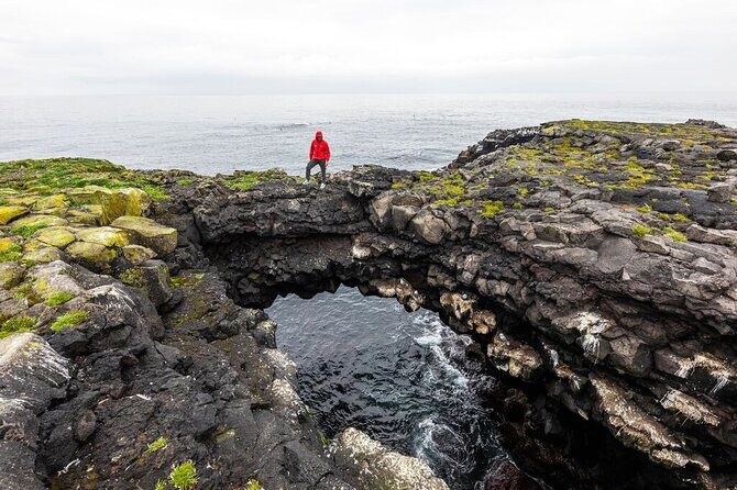 Private Bespoke Reykjanes Peninsula Tour - Grindavík and Reykjanesbær: harbor life and a Viking museum option