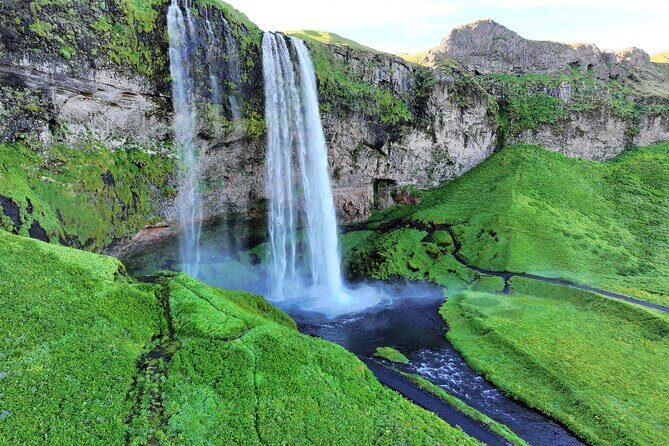 Private Classic South Coast Tour - Dyrhólaey Cape: Black Sand Both Sides and Volcano Katla in View (1 Hour)