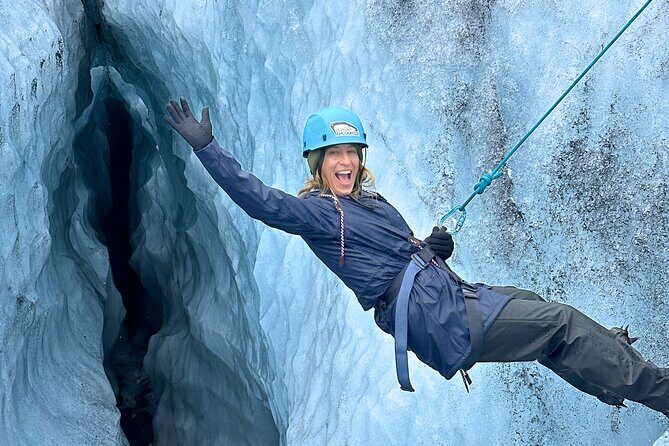 Private Extreme Encounter w/ ropes on Sólheimajökull Glacier - Safety Style: What Included Gear and Private Instruction Really Mean