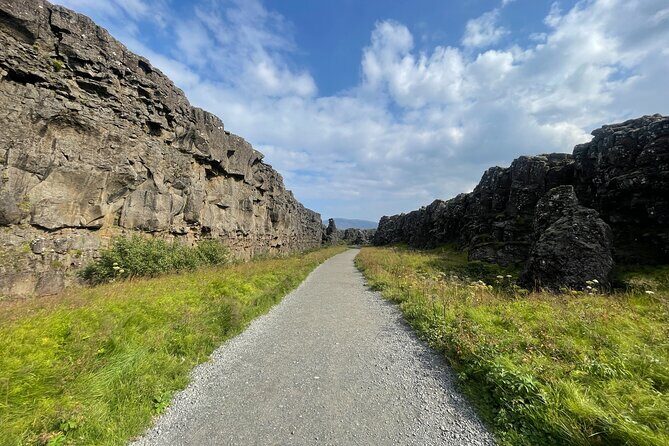 Private Full-Day Golden Circle Tour from Reykjavik - Stop 1: Þingvellir National Park and the Mid-Atlantic Ridge Moment