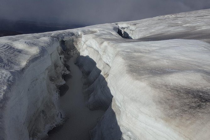 Private Glacier Hike on Sólheimajökull - From the parking lot onto the ice: how the ~4-hour walk really feels