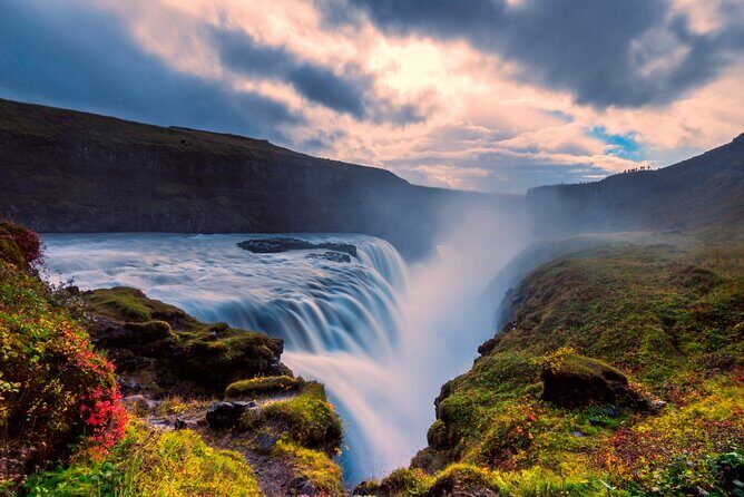 Private Golden Circle Tour by Luxury SUV from Reykjavik - Optional Faxi Waterfall for a Quieter Feel