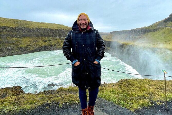 Private Golden Circle tour in a premium class car. - Kerið crater (Kerið): the 30-minute stop for red walls and a blue-green caldera