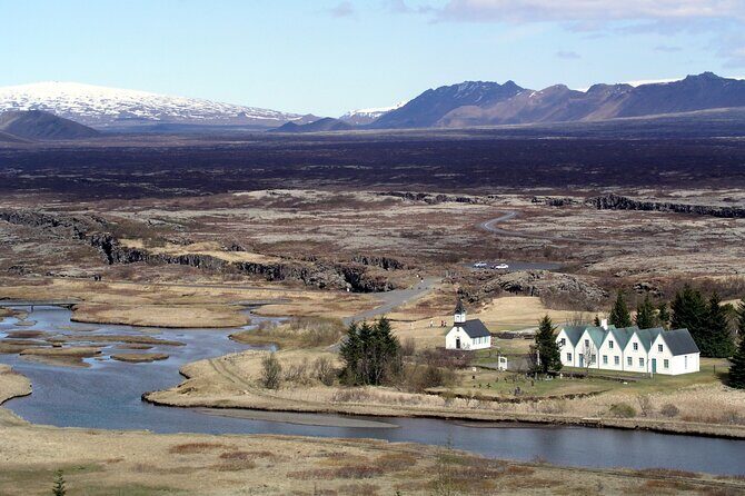 Private Golden Circle tour in a premium class car. - Geysir and Strokkur: planning your timing for eruptions