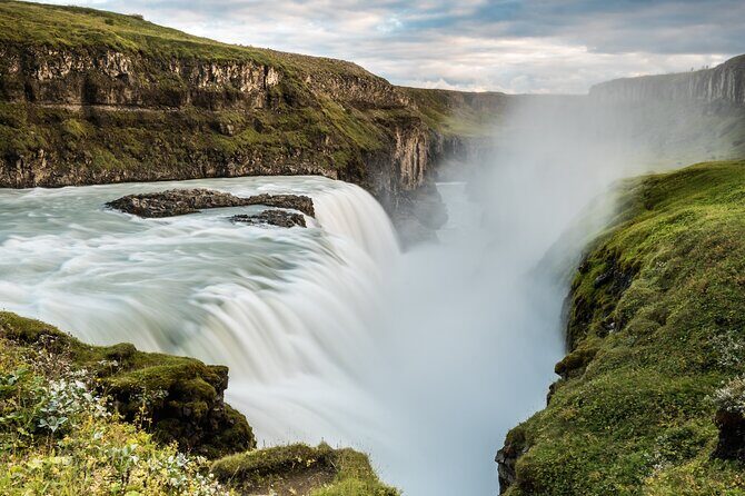 Private Golden Circle tour in a premium class car. - Faxafoss: a less-crowded waterfall break on the Golden Circle route