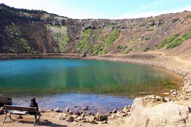 Private Golden Circle Tour with Airport Pick up - Þingvellir National Park: tectonic plates and the Alþingi story