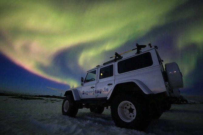 Private Guided Superjeep Northern Lights Hunt - Riding into the Icelandic countryside (and what that really buys you)