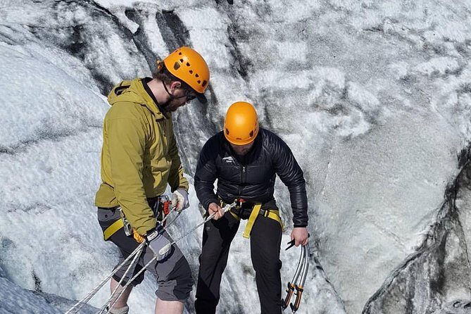 Private Ice Climbing on Sólheimajökull - From Sólheimajökull Parking Lot to Crampon Fitting