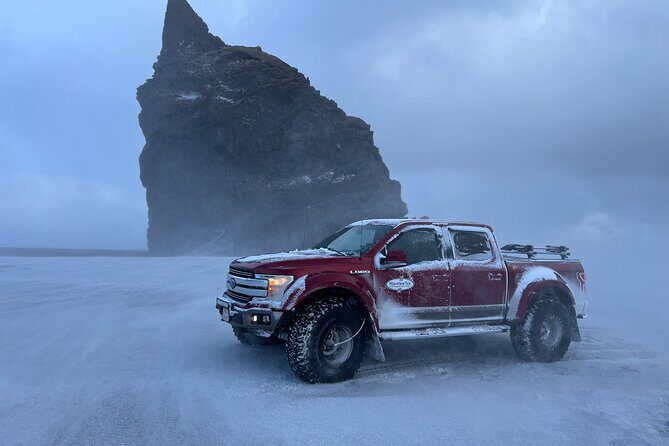 Private Jeep with driver guide, Super JEEP - What a Super Jeep setup changes in Iceland