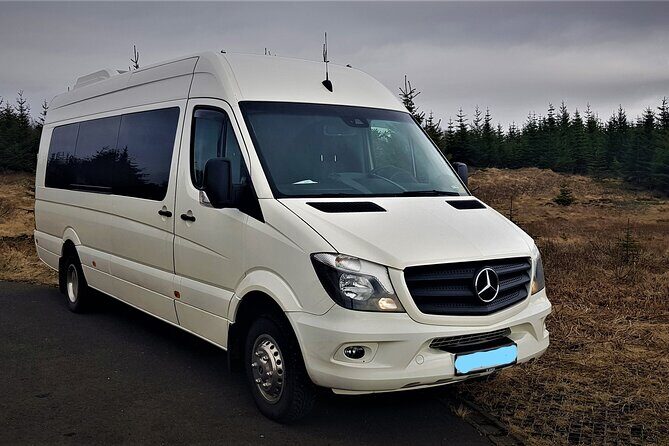 Private Keflavik Airport Transfer (One Way) - The private vehicle: comfort in Iceland’s unpredictable weather