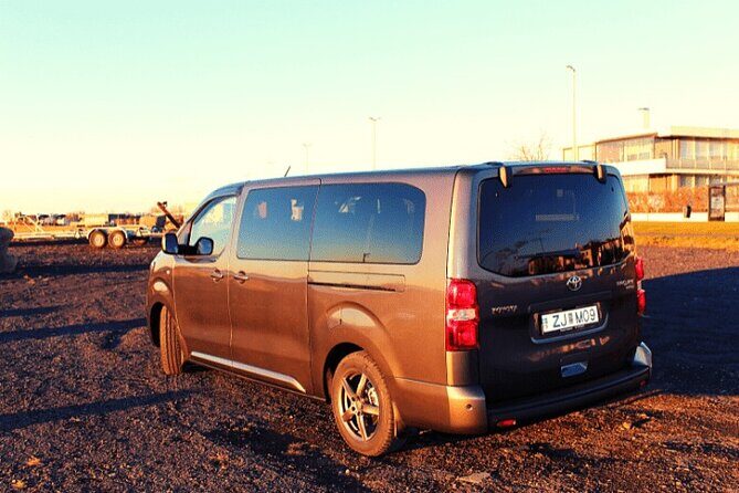 Private Keflavik Airport Transfer (Round trip) - First Contact at KEF: Your Name Sign, Not a Guessing Game