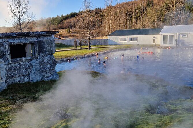 Private Northern Lights Adventure With Secret Lagoon and Dinner - The Secret Lagoon soak: what to expect at Gamla Laugin
