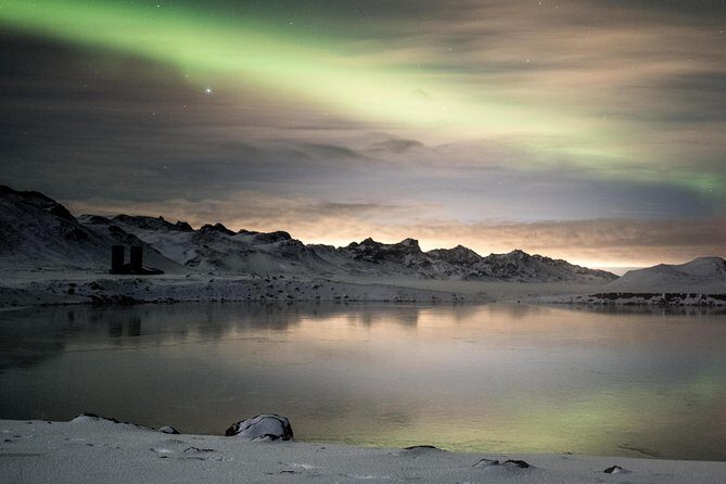 Private Northern lights with photographs - How Thor approaches northern lights: finding chances, then managing expectations