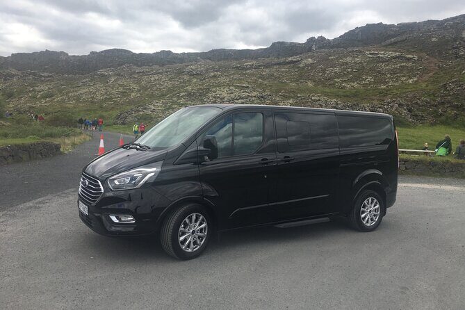 Private Reykjavík Round Trip Airport Transfer - Flat-Fee, Round-Trip Pricing: What You’re Really Buying