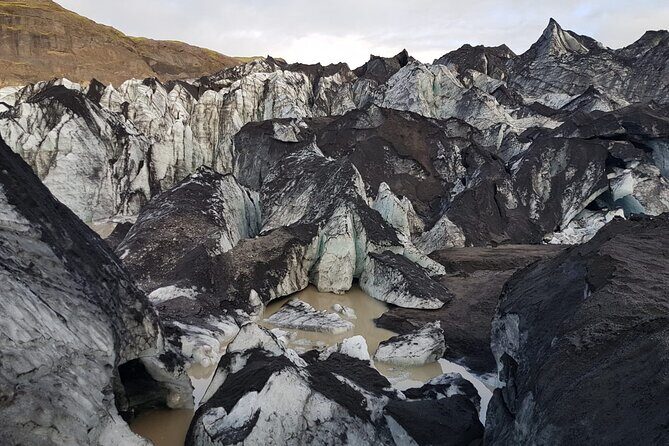 Private South Coast Tour: A Journey to Iceland’s Stunning Shore - Eyjafjallajökull sightlines en route to Skógafoss