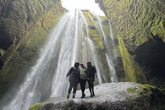 Private South Coast tour / Black Sand Beach, Waterfalls and more - Skógafoss: classic power, rainbow mist, and a top viewpoint