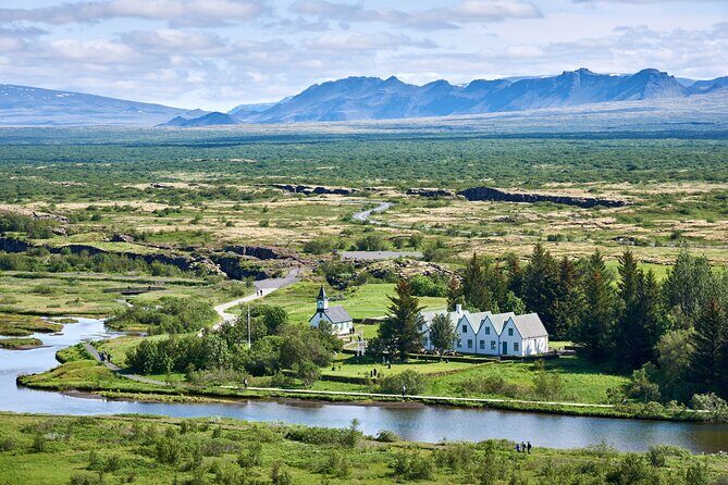 Private Superjeep Tour to Golden Circle & Langjökull Glacier - The big idea: Golden Circle plus Langjökull in one day