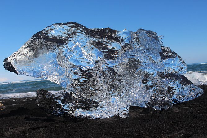 Private Tour Höfn: Jokulsárlón , Diamond Beach, Secret Glacier - A private Höfn glacier day, without the car stress