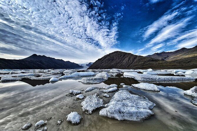 Private Tour Höfn: Jokulsárlón , Diamond Beach, Secret Glacier - How the jeep tour keeps the day efficient